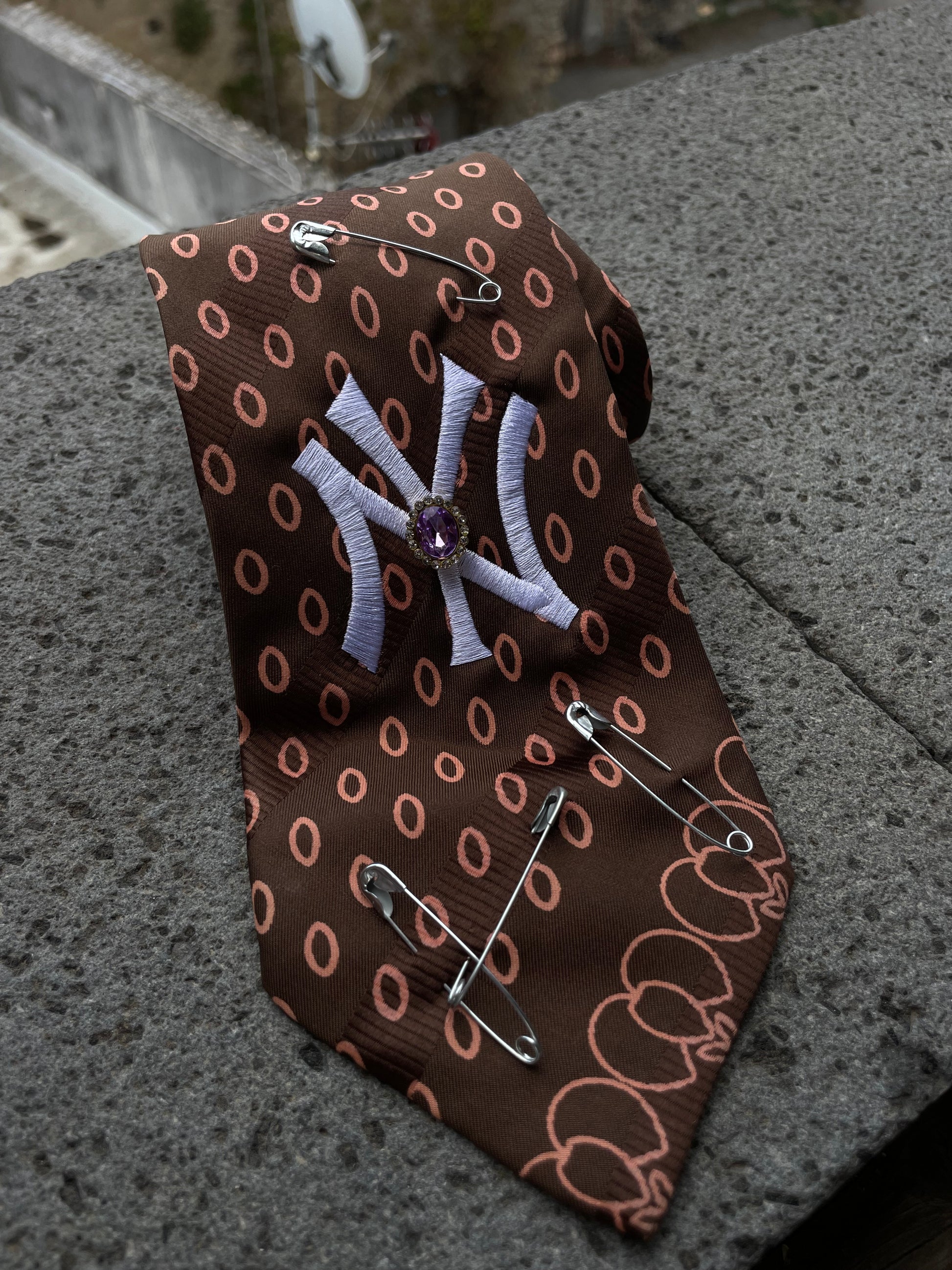 Cravatta Classic marrone - Yankees custom Goonite Studio