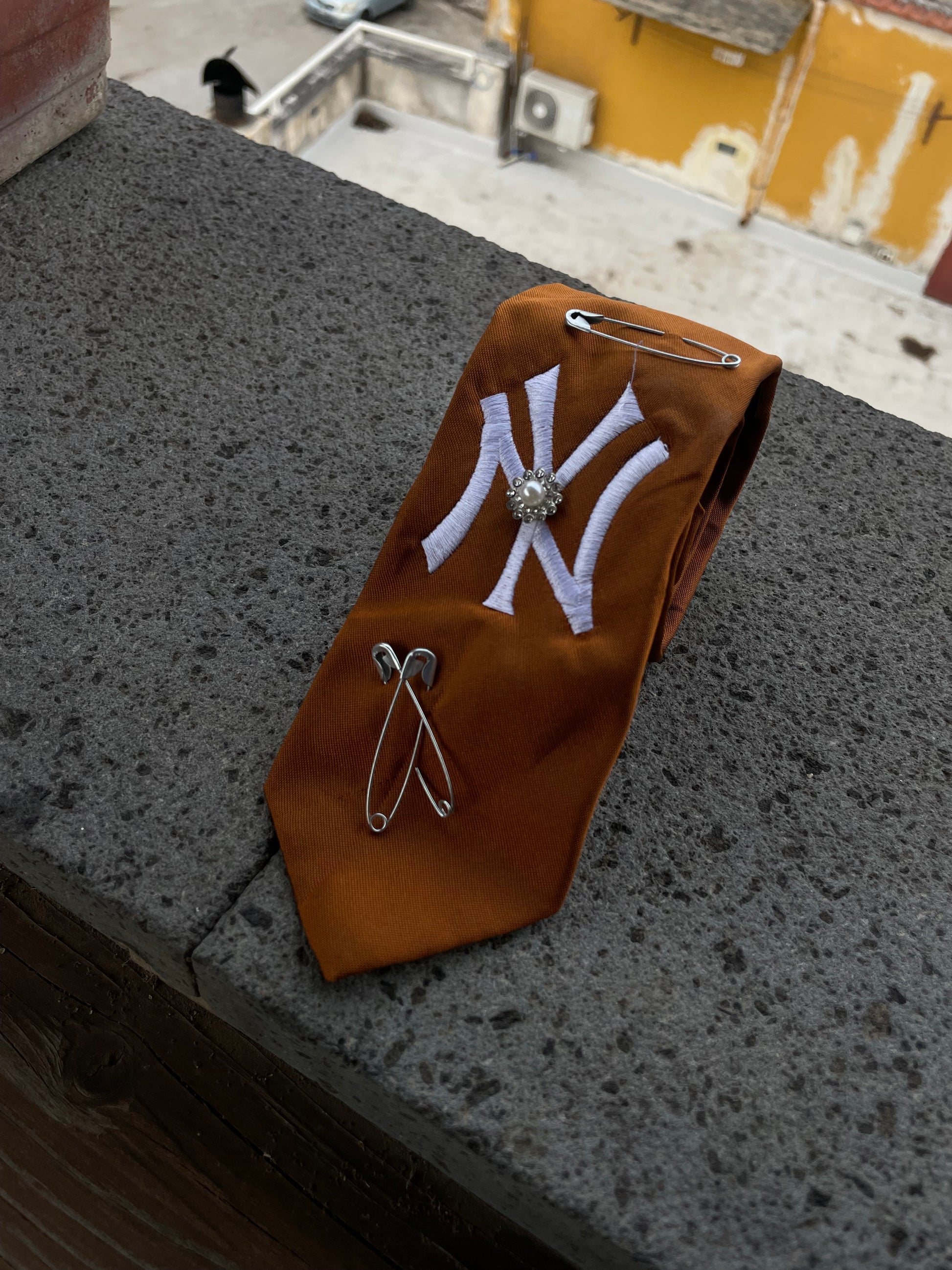 Cravatta Classic arancione - Yankees custom Goonite Studio