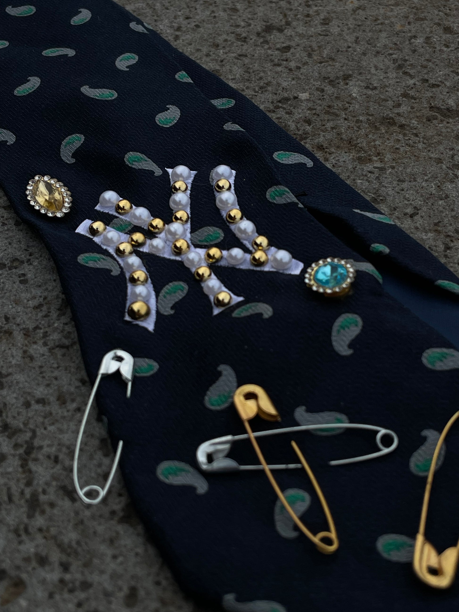 Cravatta Custom Drop - Yankees Premium Goonite Studio