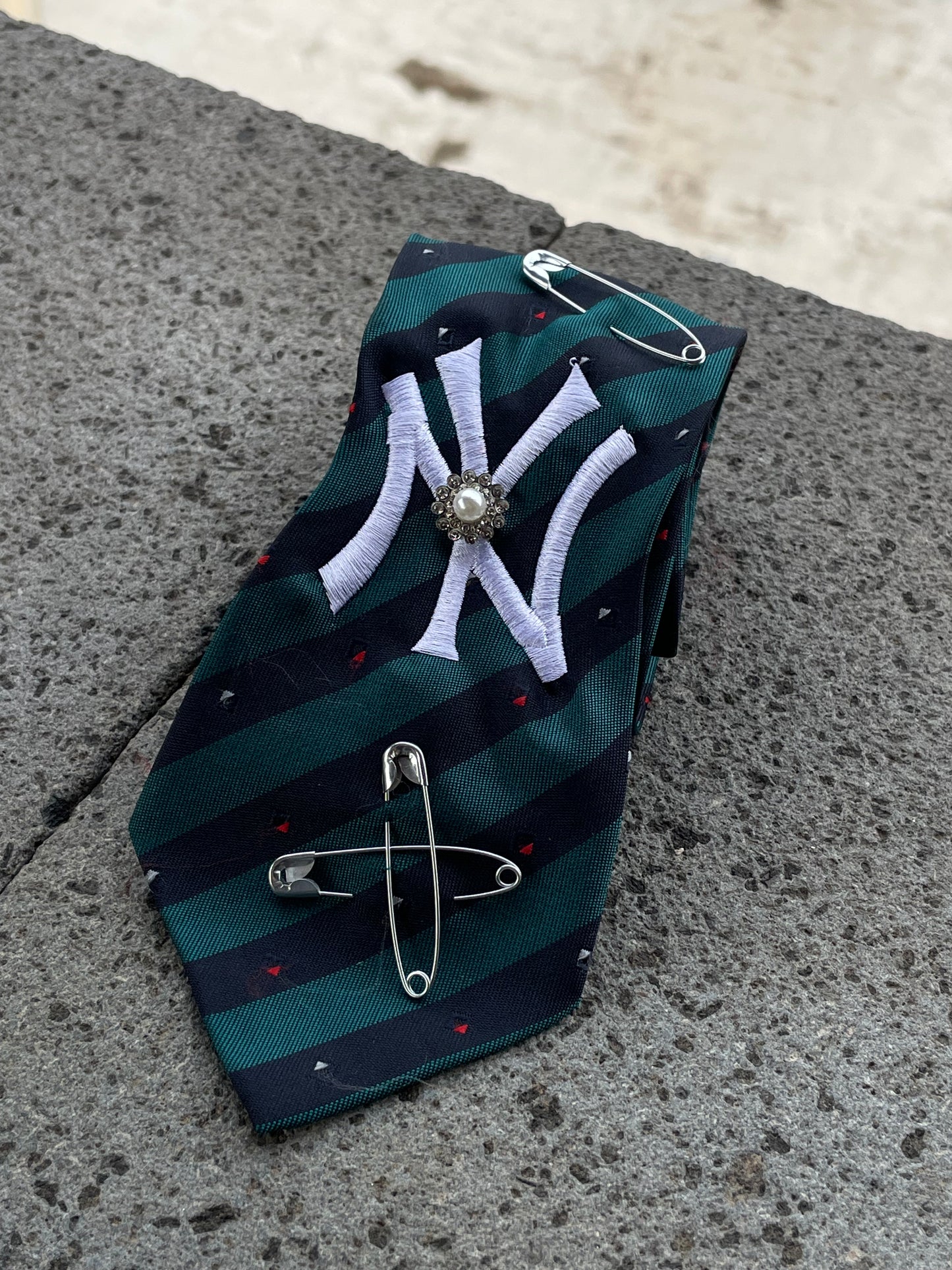 Cravatta Classic blu a righe - Yankees custom Goonite Studio